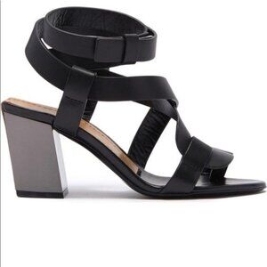 Tom Ford Black Leather Strappy Sandals Metallic Heel Size 40